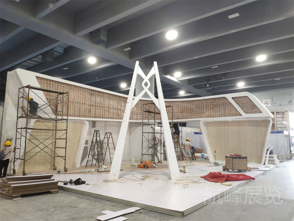 中交第二公路工程局展覽展臺搭建現(xiàn)場